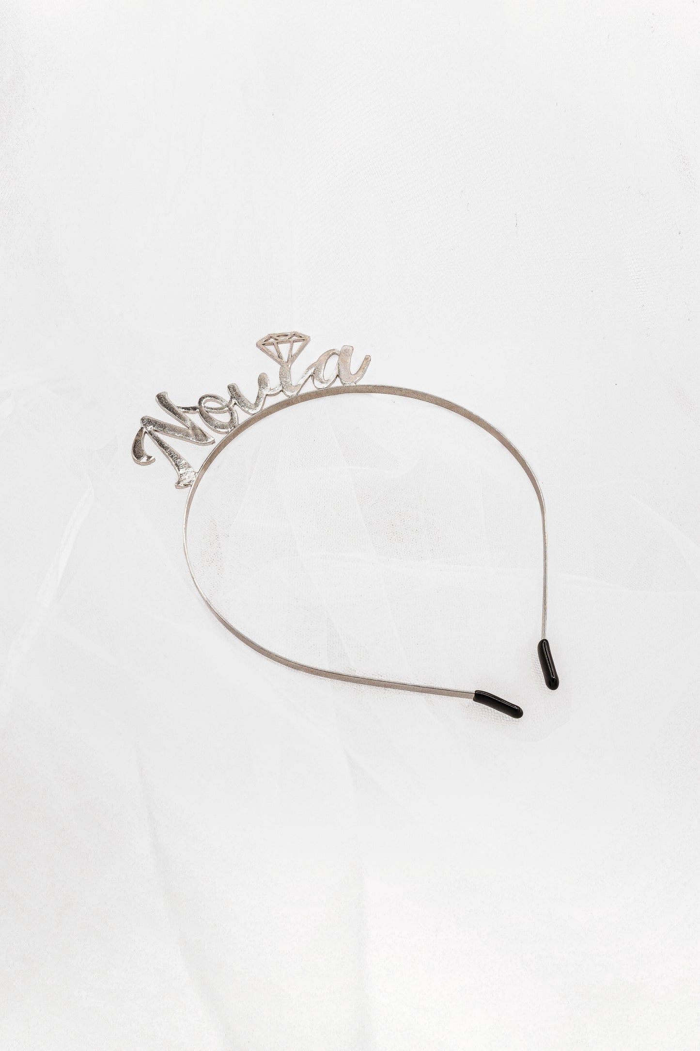 Latina Brides, Bride to Be, La Novia Bridal Bundle, Mexican Brides, Mexican Wedding, Latina Bachelorette Party Set, Headband, Sash, and Veil in Silver– Regalo para la Fiesta de Boda, Bridal Shower, Bodas Mexicanas, Bodas, Mexico