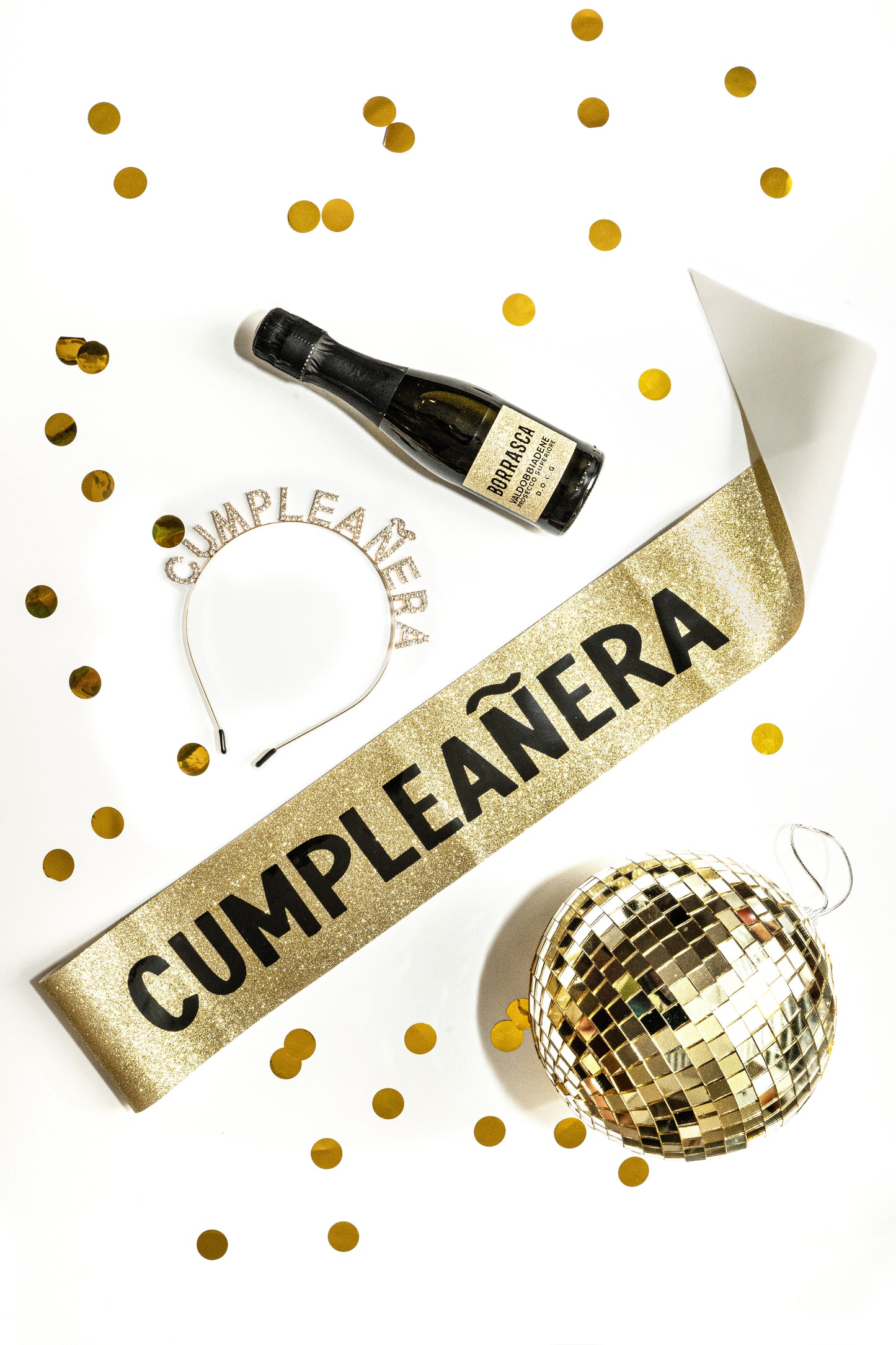 Cumpleañera Birthday Bundle in Gold – Rhinestone Headband & Matching Sash, Set de Cumpleaños con Diadema de Diamantes y Banda – Perfect for the Birthday Girl
